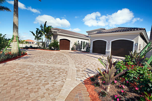 Best Professional Driveway Pavers  in East Alton, IL